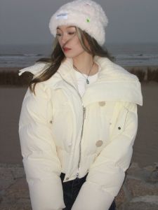 แจ็คเก็ตขนแกะแบบสั้นสำหรับผู้หญิง ฤดูใบไม้ร่วง/ฤดูหนาว เสื้อคลุมกันหนาวแบบหนา ทรงหลวม ปกเสื้อสีพื้น สไตล์เกาหลี แขนยาว