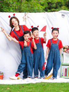 ชุดการแสดงเด็กสีแดง ชุดเต้นรำ ชุดการแสดงเด็ก ชุดวิ่งเล่นกีฬา ชุดร้องคาราโอเกะ ชุดนักเรียน ชุดเด็กชายและเด็กหญิง