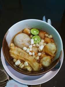 Bakso Aci ayam Suir khas Garut