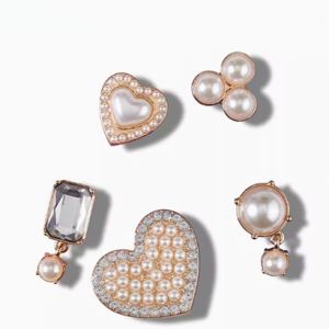 Zhibixing Wang JunKai Hole Shoe Flower Pearl Accessory Set of 5 Quality Texture Shoe Buckles Fashionable Accessory Pieces