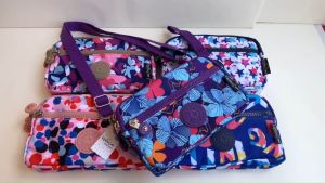 กระเป๋า Kipling 4ซิบ (19x12 cm) พร้อมสายสะพายยาว และสายคล้องมือ แบบถอดออกได้