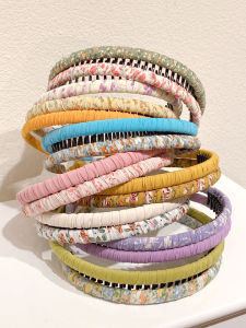 กันลื่น ที่คาดผมลายดอกไม้สําหรับเด็กผู้หญิงออกนอกบ้านเด็กมูลค่าความงามสูงฟันผูกผมไม่มีความเสียหายต่อผม สไตล์เกาหลี เครื่องประดับผม