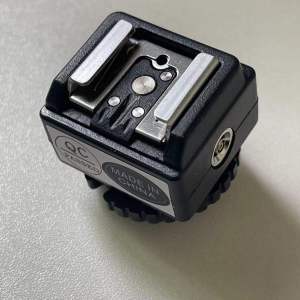 Applicable to Tokina Flash Lamp Conversion Canon SLR Micro Single Hot Shoe Port Converter Adapter C- N2 Hot Shoe Seat