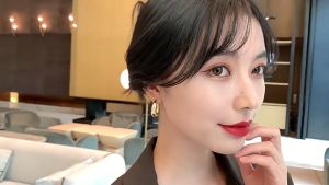 Pharaoh🍓Anting-anting Gaya Keren Sederhana Anting-anting Retro Mewah Kelas Atas Anting yang Dipersonalisasi