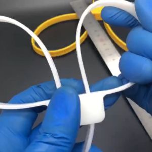 20pcs Double Flex Cuff Handcuffs Zip Tie Plastic Police Handcuffs Nylon Cable Ties 12mm x700mm