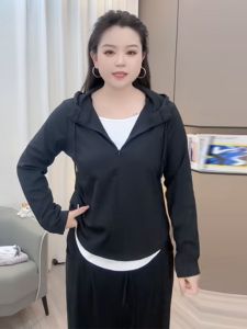 พลัสไซส์ มีฮู้ด เสื้อยืดแขนยาว ผู้หญิง ชั้นฐาน สลิมฟิต สวมใส่ด้านใน Micro Fat Display Thin ดีไซน์ ฤดูใบไม้ร่วง ชุดทํางานแฟชั่น