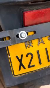 Gantungan Kunci Multifungsi Snowflake: Aksesori Kunci Serbaguna & Multitool