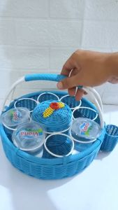 Set Tempat Aqua 8 Cup + Toples Rotan Sintetis: tempat aqua gelas rotan keranjang rotan serbaguna