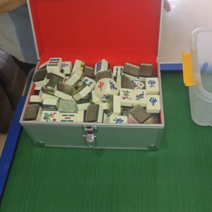 【SG Ready Stock】Mahjong Tiles Storage Box / Alu Alloy Or Plastic / Stores Up To 160pcs #39 Tiles / Large Size Wind Dice【Ship Out 24Hrs】