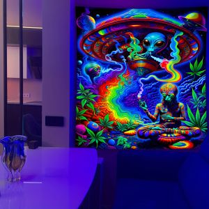 VIKAMA Psychedelic Alien Tapestry Flying Saucer Unique Living Room Home Music Party Room Theme Room Home Decor