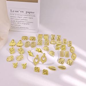 Classic Gold Stainless Steel Waterproof Hypoallergenic Stud Earrings Lightweight Fashionable Knot Geometric Earrings Jewelry
