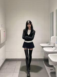 กระโปรงสั้นทรงเอเอวต่ำลายสก็อตสไตล์อเมริกันย้อนยุคสำหรับผู้หญิง ฤดูใบไม้ผลิและฤดูใบไม้ร่วง กระโปรงสั้นป้องกันแสงสีเขียว