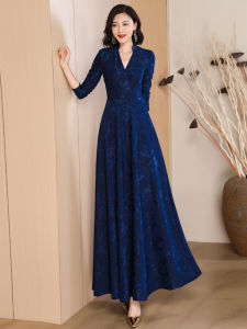 Elegant Navy Blue Knitted Long Dress Womens Autumn New Style Age Reduction Slimming High-End Feeling Commute Simple V-neck