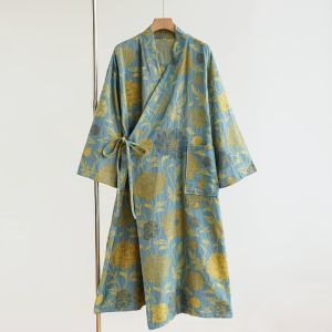 Breathable Bath Towel Machine Washable Perfect for Beach Pool Shower Poolside Attire Vibrant Kimono Design Fabric Wash Cloths