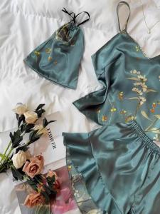 Bộ Đồ Ngủ In Hoa Thanh Lịch Dành Cho Nữ & Quần Short Viền Xếp Nếp Bộ Đồ Ngủ Không Tay Có Dây Đeo Spaghetti Đồ Ngủ Mặc Nhà Cho Mùa Hè