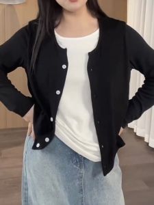 Chic plus Size Womens Long Sleeve Base Shirt Fake Two-Piece Slimming Flattering Small Top Meat Covering Trendy Spring Wear
