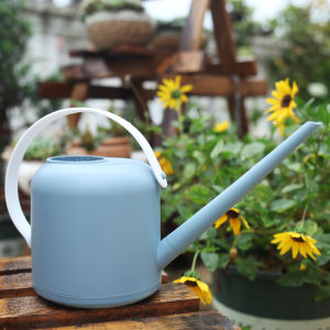 Plastic Lightweight Scandinavian Two-Color Long Sprout Pot Watering Flowers and Vegetables Water Kettle For Home Growing Flowers and Succulent 1.7L Watering Can