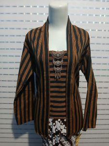 KEBAYA LURIK KUTUBARU MALANG