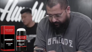 East Moon Armpit Odor Remover Stick Anti Sweat Remove Bad Smell Deodorant Lasting Refreshing Moisturizing Soft Skin Care Sweatproof Cream Sandalwood Deodorant Stick Anti Sweating Keep Drying Lasting Fragrance