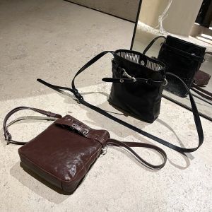 2025 New Retro Vegetable Tanned Cowhide Versatile Crossbody Casual Practical Mobile Phone Bag Small Square Bag for Women