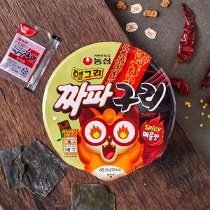 Nong Shim Kimchi Spicy Fried Sauce Noodles 108g Bowl Noodles Korean Style Spicy Seafood Udon Stir-Fried Noodles