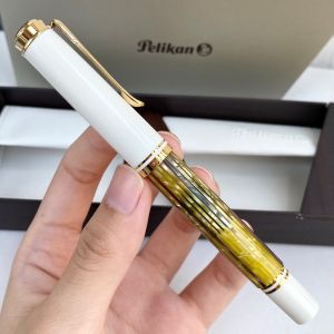 Pelikan M400 White Turtle 14K Gold Nib Pen Luxury Resin Body Smooth Surface Standard Type Ink Saver Gift Box Packaged