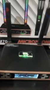 NEW JBL VM700 Professional UHF Wireless Microphone System with Bluetooth Built-In Rechargeable Battery and Color Light with Voice Control