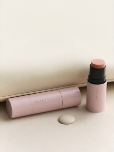 JOOCYEE | Multifunctional Shimmer Stick Expanding Color Radiant Skin Blush