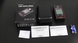 เครื่องวัดอัลตราไวโอเลตความแม่นยําสูงเครื่องมือวัดพลังงานด้วยรังสี UV เครื่องมือวัดพลังงานจาก SNAKOL สําหรับฮาร์ดแวร์และวิศวกรรม SK-8203