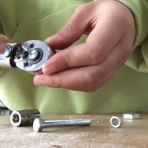 ดิจิทัล เสริมผิวหน้าหลังจากการปรับสองทางบวกและลบ ซ่อมรถมอเตอร์ไซค์ จักรยาน ขนาดพกพา แข็งแรง ทนทาน สำหรับงานช่างทั่วไป ราคาประมาณ 2,000 ฿ ราคาบรรจุภัณฑ์