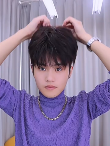 วิกผมสั้นตาข่ายระบายอากาศได้ดีทำจากสีธรรมชาติแฟชั่นและสไตล์หล่อ100% เส้นผมมนุษย์