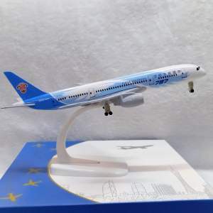 China Southern B787 Airplane with Landing Gear Diecast Aircraft Model Toy Collection for Aviation Enthusiasts