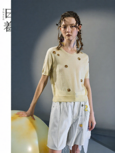 New 2026 Summer Stylish Yellow Printed Short Sleeve Thin Sweater