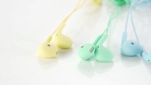 U19 หูฟังสเตอริโอ มาการอง คัลเลอร์ ไฮ เบส ชุดหูฟัง 3.5 มม. หูฟังแบบมีสายพร้อมไมโครโฟน