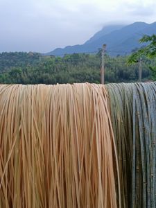 ไม้ไผ่ทํามือ การทอ วัสดุ Diy รุ่นแถบไม้ไผ่บางโดยเฉพาะงานฝีมือ Artisanal แท่งไม้ไผ่แหล่งกําเนิดสินค้าฝูเจี้ยน