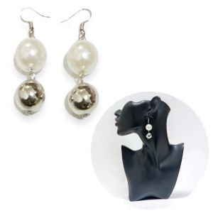 Nomi Pearl Hook Earrings Anting Gantung Mutiara Susun Metalic Anting Panjang Hooks Tusuk