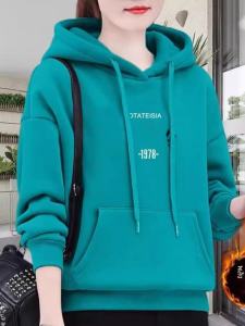 เสื้อสเวตเตอร์มีฮู้ดบุขนแกะหนาสำหรับฤดูหนาว เสื้อผ้าทำงานลำลองสำหรับคุณแม่ ทรงหลวม ใส่ได้หลากหลาย แฟชั่นฤดูใบไม้ร่วง 2023