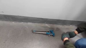 ที่จับงู ด้ามจับยาวพับได้ ที่นา สแตนเลสจับงู เครื่องมือกันสนิมคีมงู Eel คลิปปู Loachแหนบ 0.75/1/1.2M/1.5M/2M ที่จับงู คีมจับงู ที่หนีบงู Snake catcher foldable long handle rice field stainless steel snake catcher 0.75/1/1.2M/1.5M/2M snake catcher