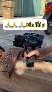 Máy khoan pin 18V Kampro 7018 đầu kẹp Autolook 10mm động cơ không chổi than