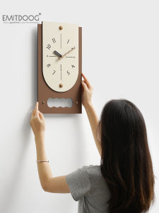 EMITDOOG นาฬิกาตั้งโต๊ะแบบไม่ต้องเจาะ 2025 รุ่นใหม่ สำหรับบ้าน ดีไซน์เรียบง่าย สร้างสรรค์ นาฬิกาติดผนัง สำหรับห้องนั่งเล่น