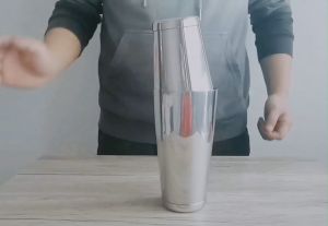 Boston Cocktail Shaker 700ml | Stainless Steel Cocktail & Wine Mixer | Professional Bar Shaker Cup with Bottom Shaker