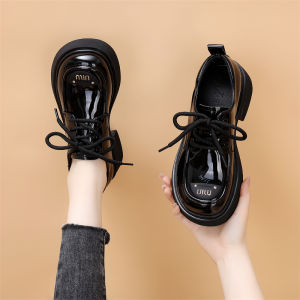 รองเท้า Loafers หนังแท้สำหรับผู้หญิง ทรงหนา สไตล์อังกฤษ รองเท้าสวมสบาย สวมใส่สบาย ฤดูใบไม้ผลิและฤดูใบไม้ร่วง รองเท้าบู๊ตส้นเตี้ย