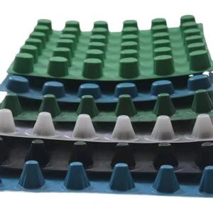 Plastic Drainage Board Roof Garden Greenhouse Negative And Positive Type Waterproofing Roll Material Garage Construction Site