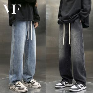 VFASION กางเกงยีนส์ขายาวผู้ชาย เอวยางยืด แต่งเชือก ลำลองตรง 5สี S-3XL