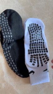 Kaos Kaki Anti Slip Pendek Semata Kaki Dewasa Hitam / Putih | antislip socks pria wanita lari tebal