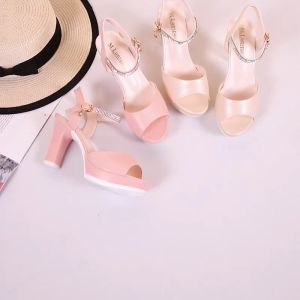 ส่งเร็วA79รองเท้าส้นสูง รัดข้อเท้า เเต่งคริสตันเม็ดเล็ก เพชรที่ส่องแสง ส้นสูง3.14นิ้ว แฟชั่นสําหรับผู้หญิง คัชชูส้นตึก รองเท้าส้นตึก สวย