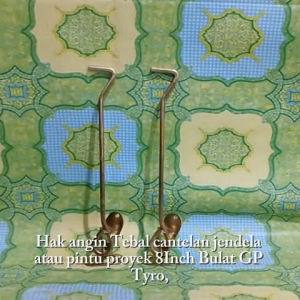 HAK ANGIN  TEBAL CANTELAN JENDELA ATAU PINTU PROYEK 8" BULAT GP TYRO PER PCS