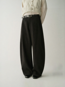 INSIS FEMME | Minimalist Retro No Pleats Waist Belted Double Buckle Curved Trousers