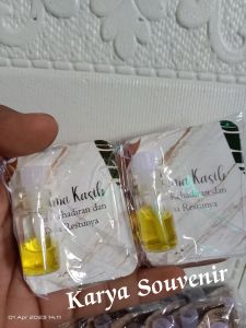 isi 50 pcs souvenir pernikahan farfum 3ml kemasan plastik + kartu ucapan / souvenir farfum murah / souvenir pernikahan kekinian