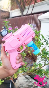 Porous bubble machine electric mainan bubble gun hello kitty LILo n stitch bubble gun toy machine rocket launcher bubble